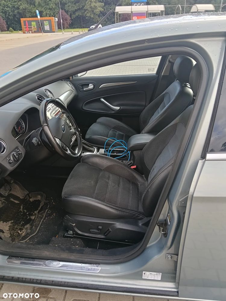 Ford Mondeo 2.3 Titanium - 9
