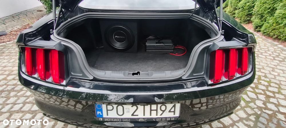 Ford Mustang 3.7 V6 - 12