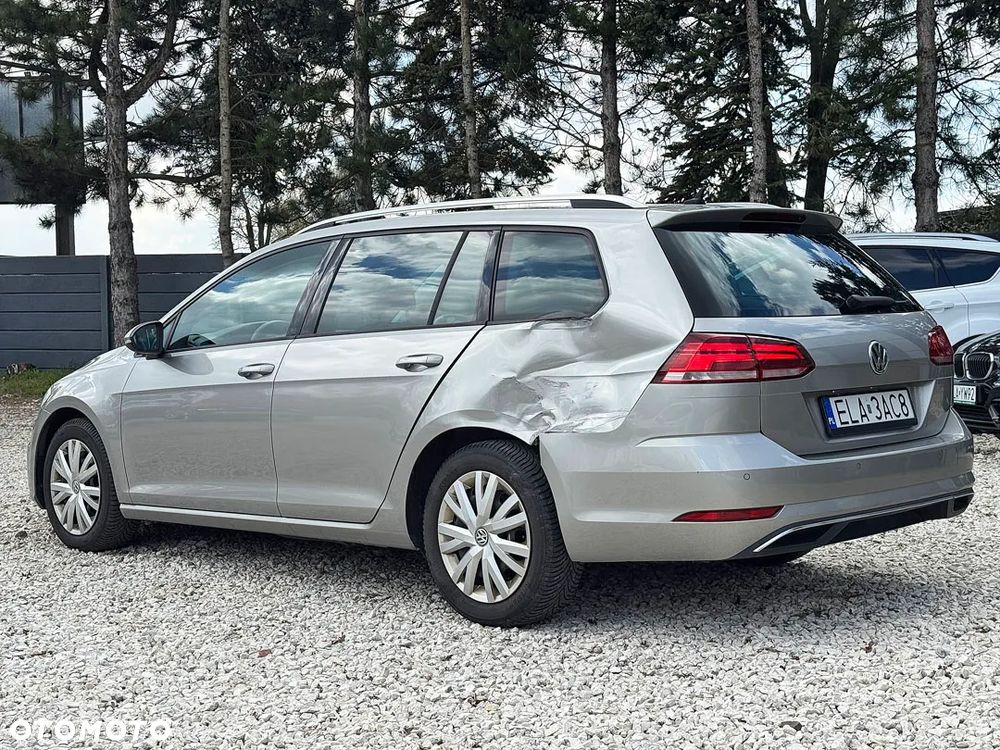 Volkswagen Golf 1.6 TDI SCR Trendline - 15