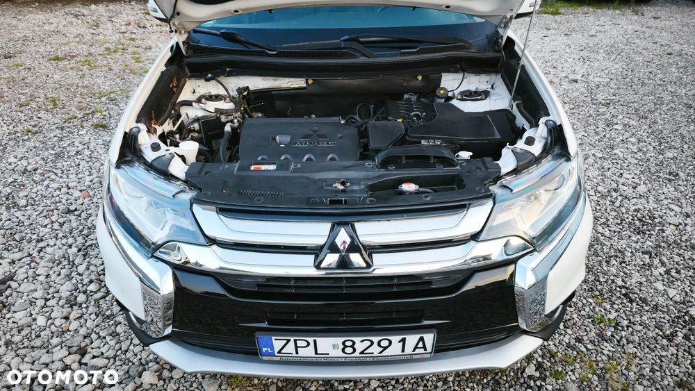Mitsubishi Outlander - 37