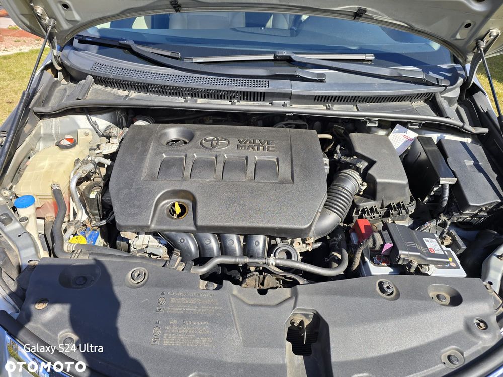 Toyota Avensis 1.8 Sol MS - 5