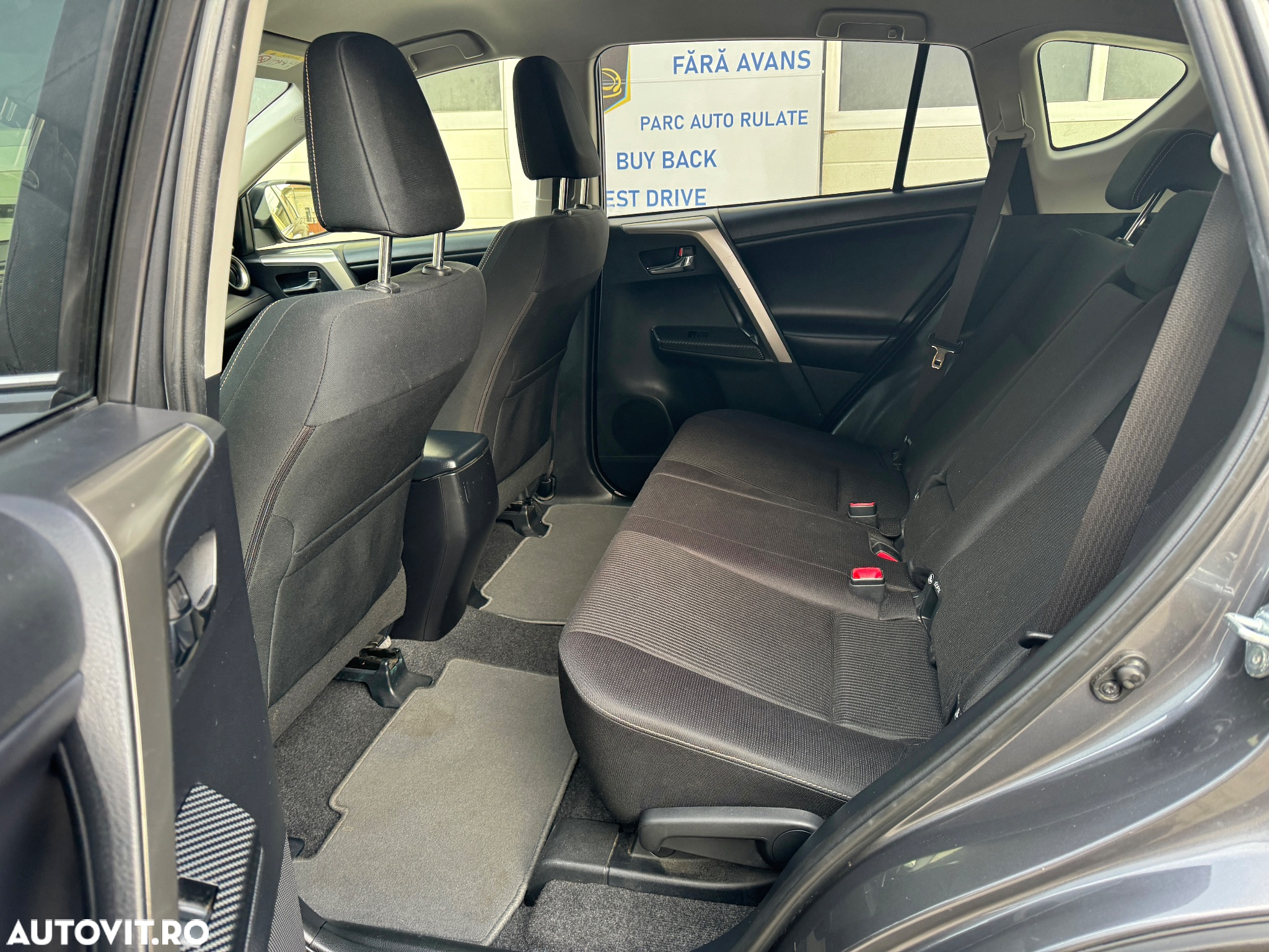 Toyota RAV4 2.2 D-4D 4x4 Edition S - 9