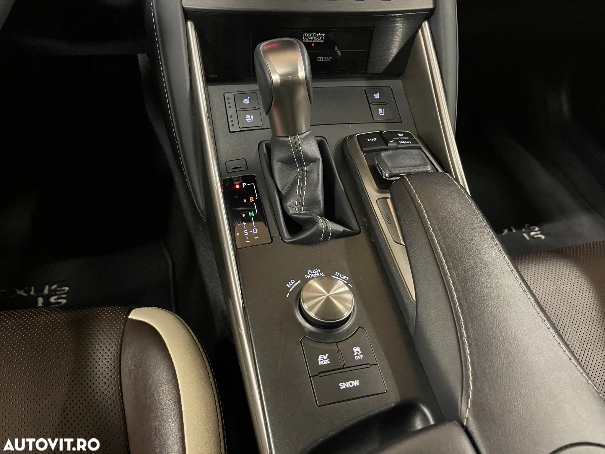 Lexus Seria IS 300h Executive - 25