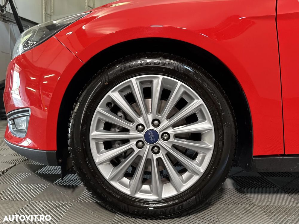 Ford Focus - 14