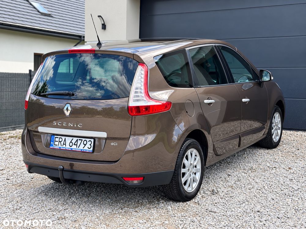 Renault Scenic 1.9 dCi Privilege Euro5 - 12