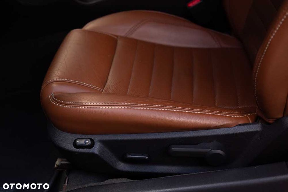 Ford Mustang 3.7 V6 Premium - 27