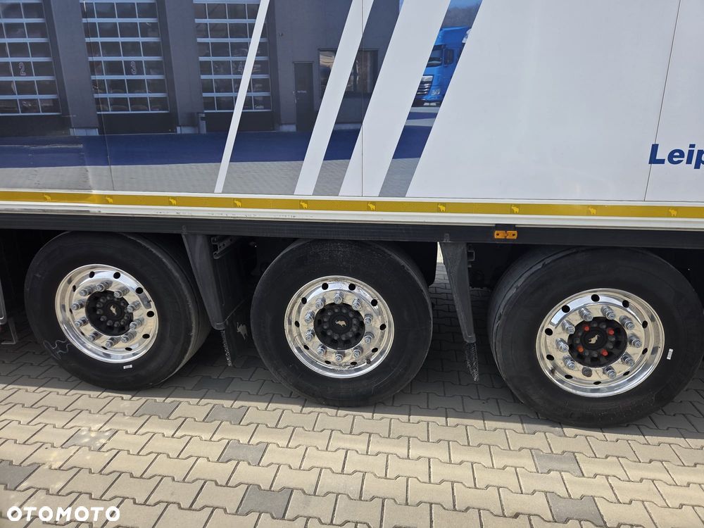 Schmitz Cargobull SKO 24 / AGREGAT SCHMITZ / ALUFELGI / - 13