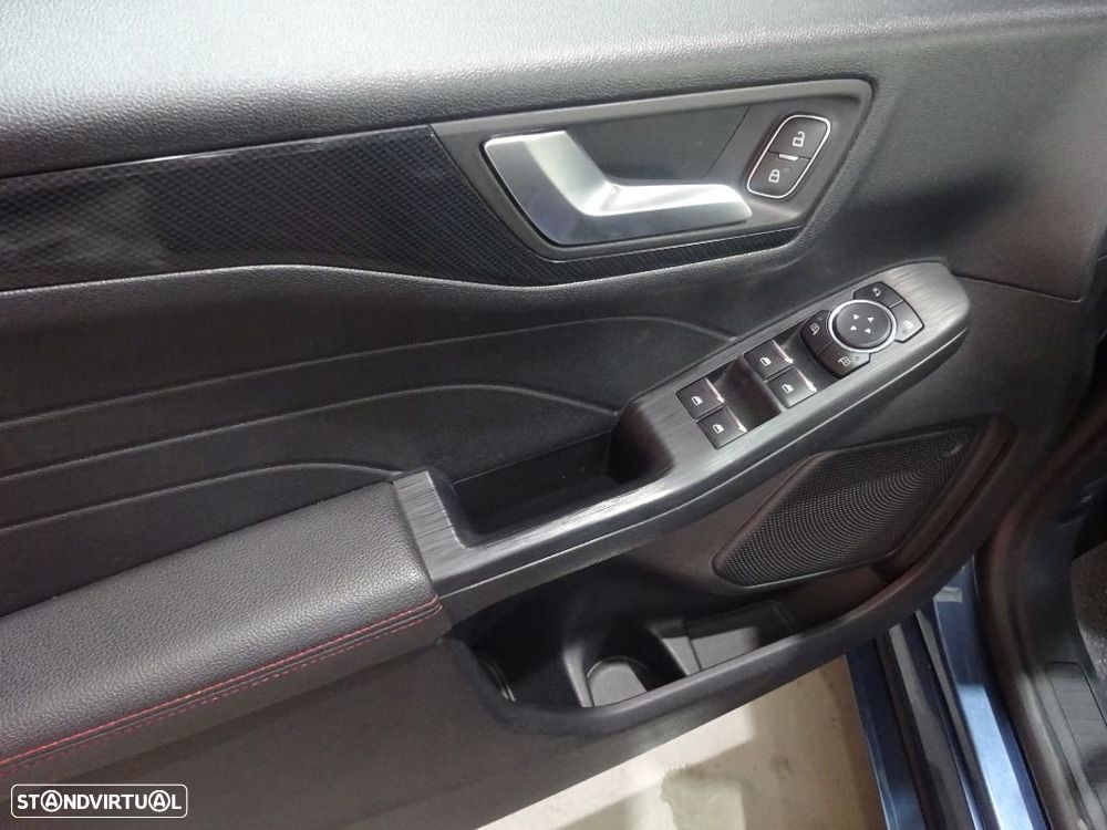 Ford Kuga 1.5 EcoBoost ST-Line - 9