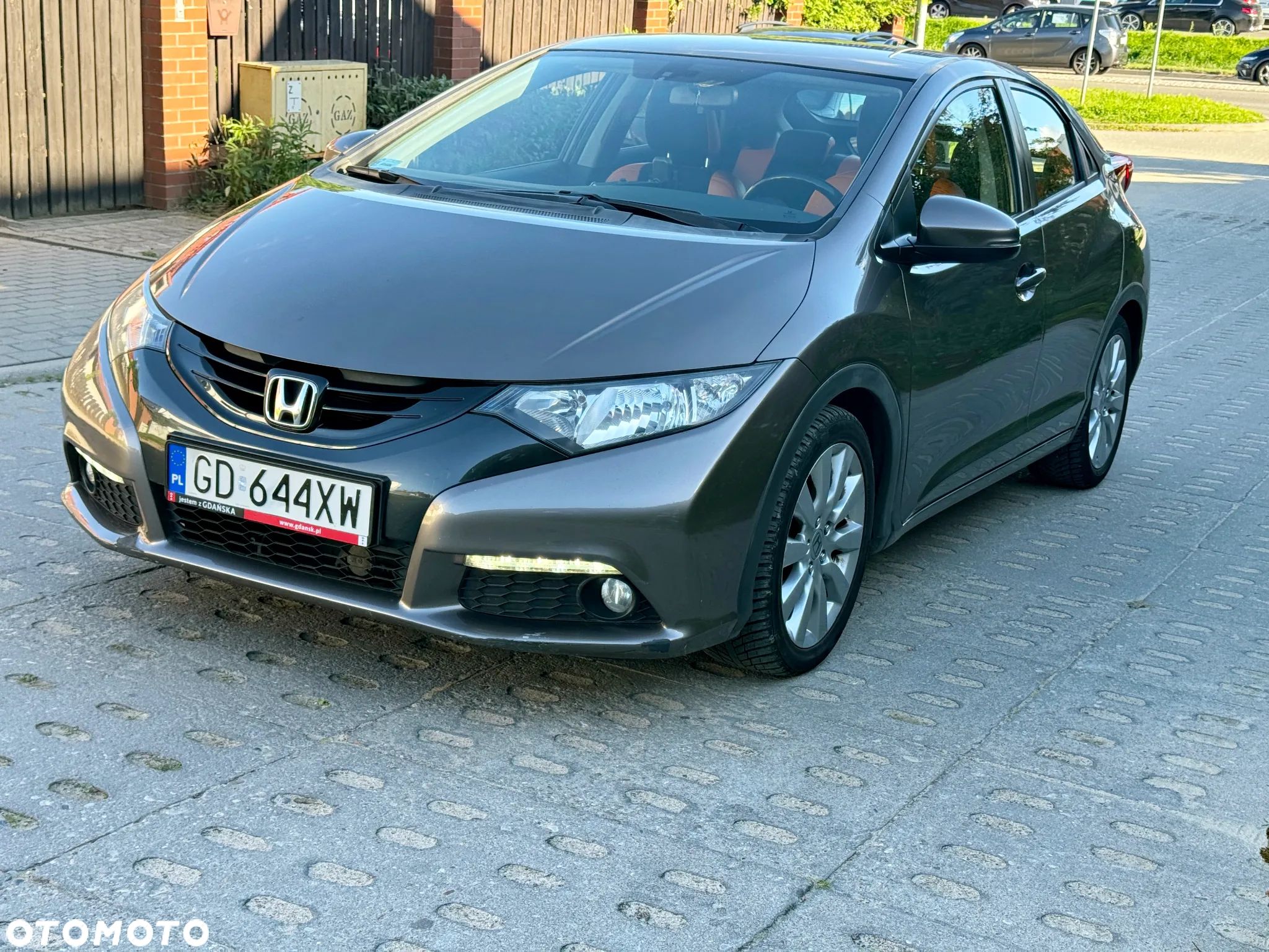 Honda Civic 1.4 i-VTEC Elegance - 1