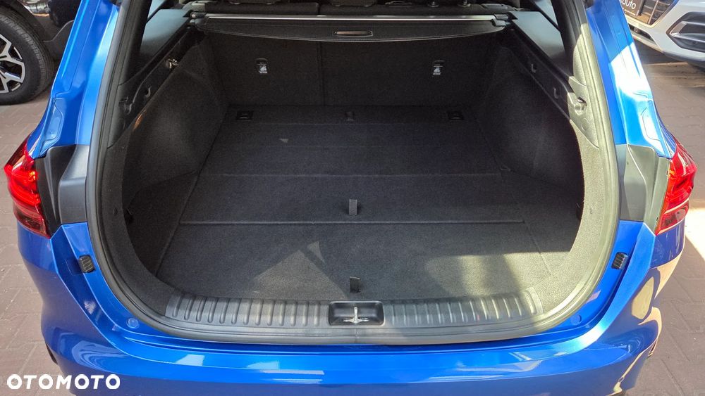 Kia Ceed 1.5 T-GDI M - 9