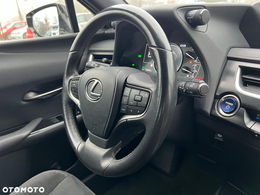Lexus UX 250h Elegance 2WD - 21