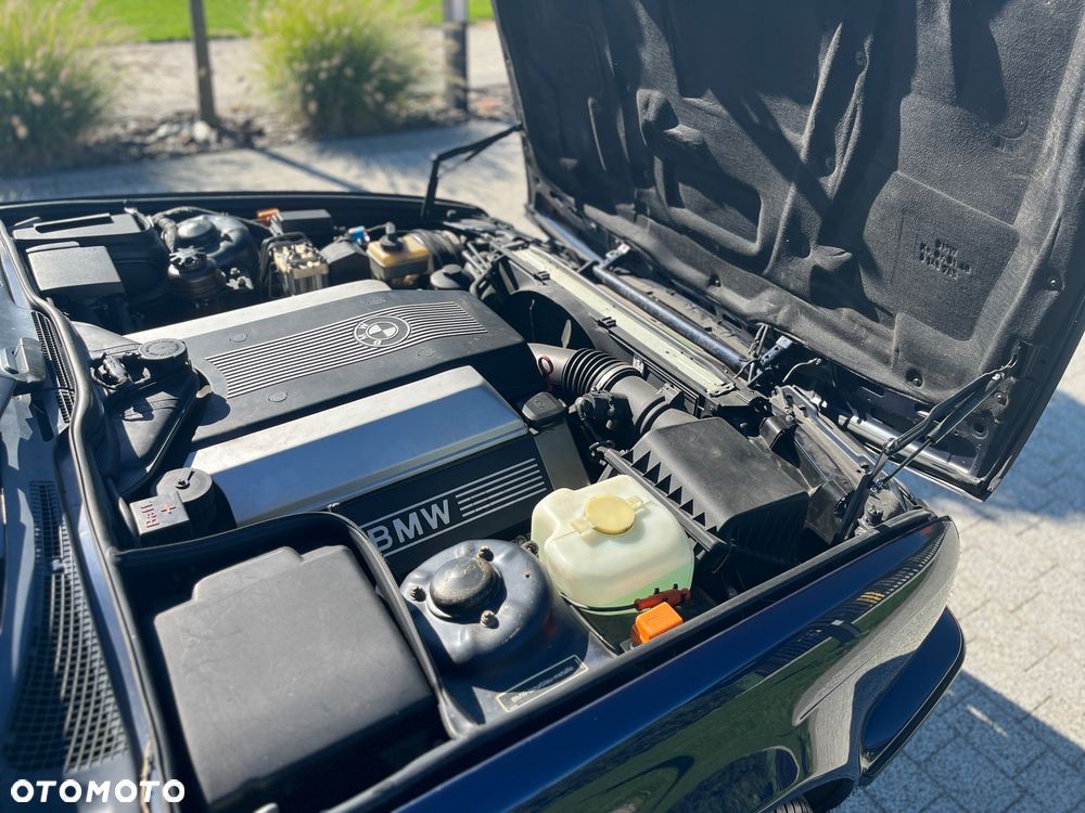 BMW Seria 5 540i - 10