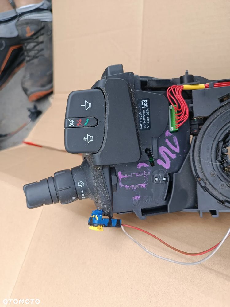 Przełącznik Zespolony Manetka Taśma Renault Kangoo II III 255405605R 8201577528 - 3