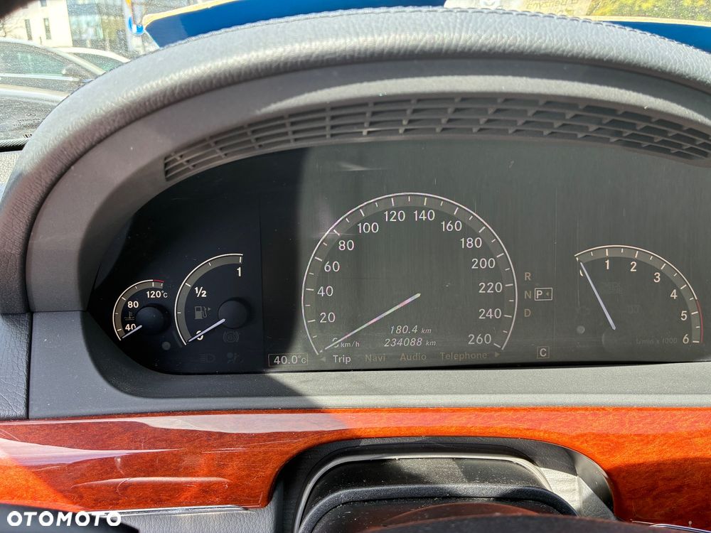 Mercedes-Benz Klasa S 320 CDI 4-Matic - 24