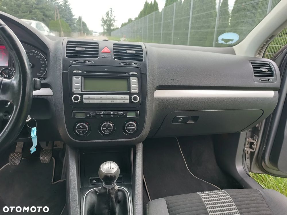 Volkswagen Golf 1.4 TSI Edition - 25