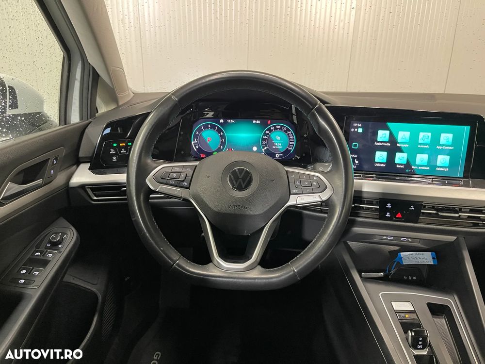Volkswagen Golf 1.5 eTSI ACT DSG MHEV Life - 6