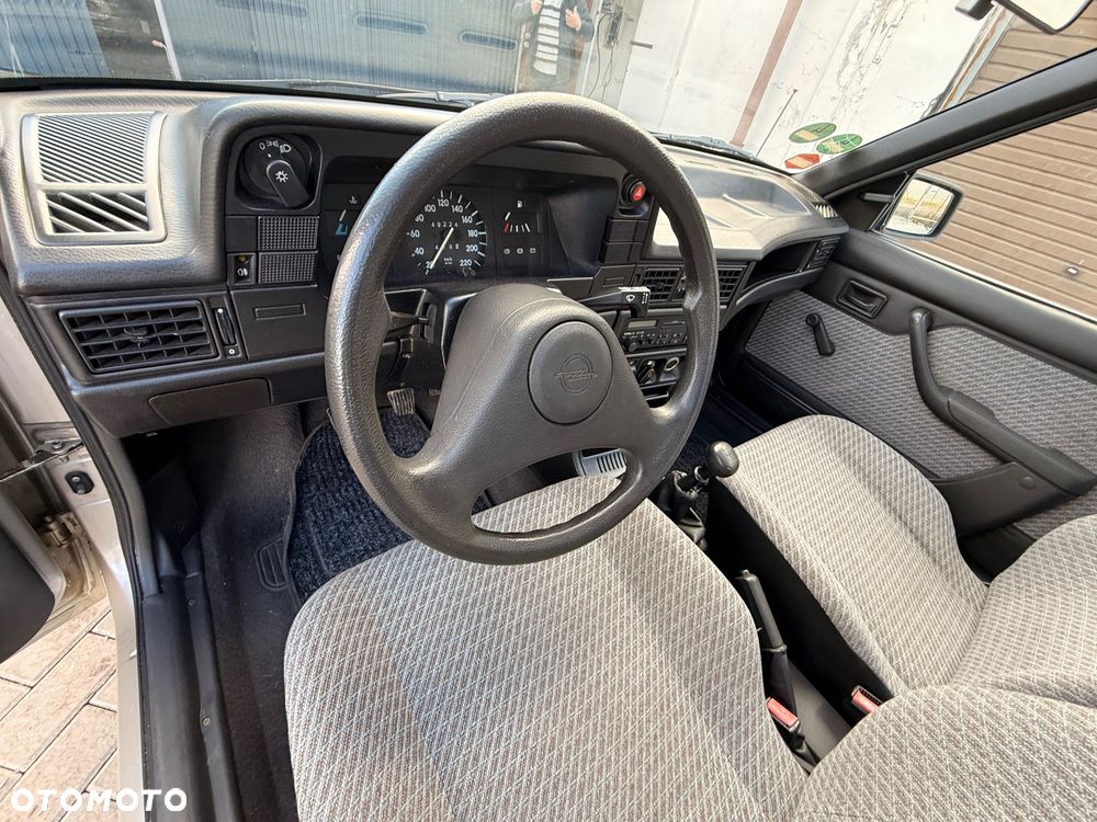 Opel Kadett - 7