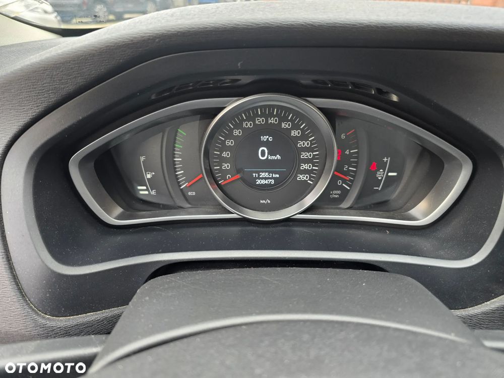 Volvo V40 - 26