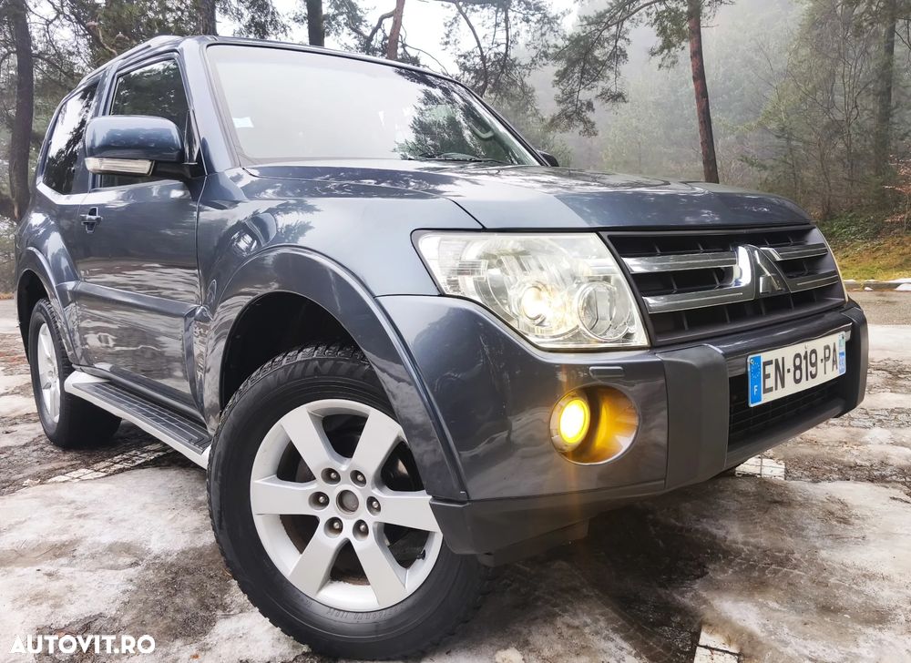 Mitsubishi Pajero 3.2 DI-D Automatik Instyle - 1