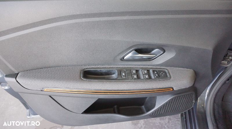 Dacia Sandero Stepway ECO-G 100 MT6 Comfort - 23