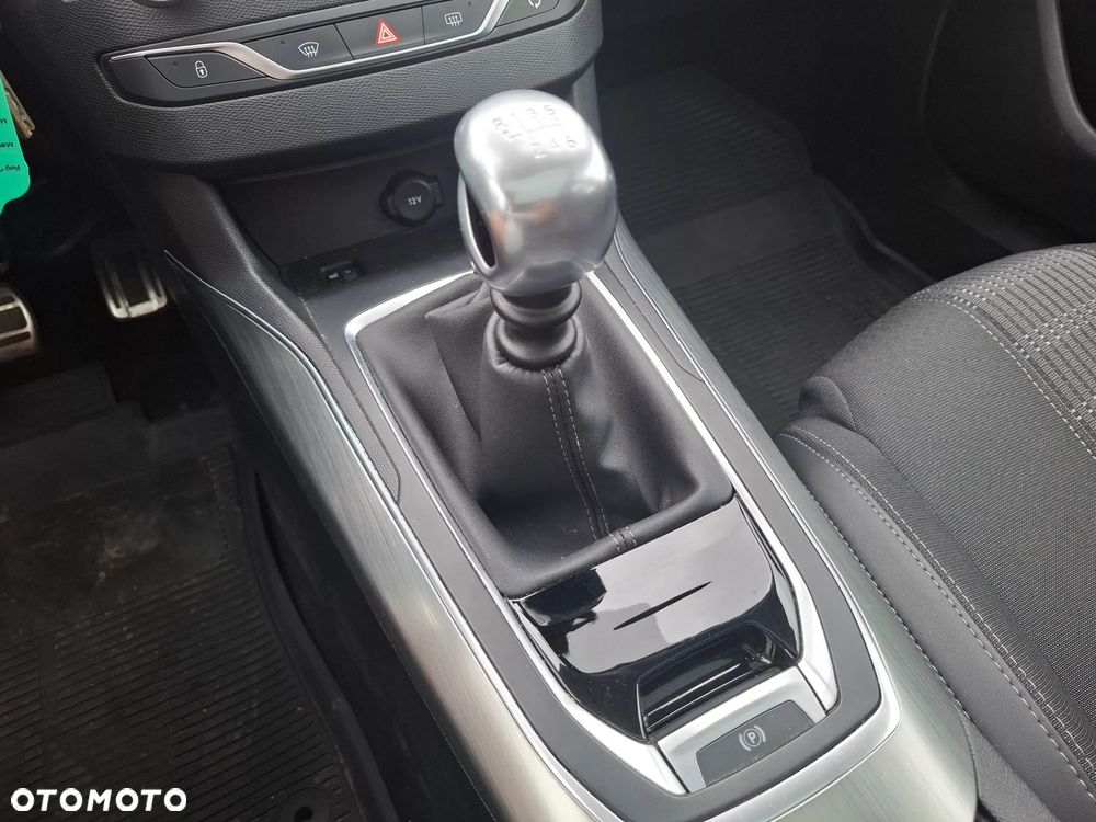 Peugeot 308 1.5 BlueHDi Allure S&S - 27
