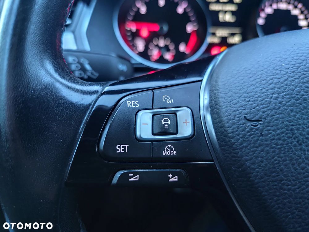 Volkswagen Passat ver-2-0-tdi-scr-comfortline - 23