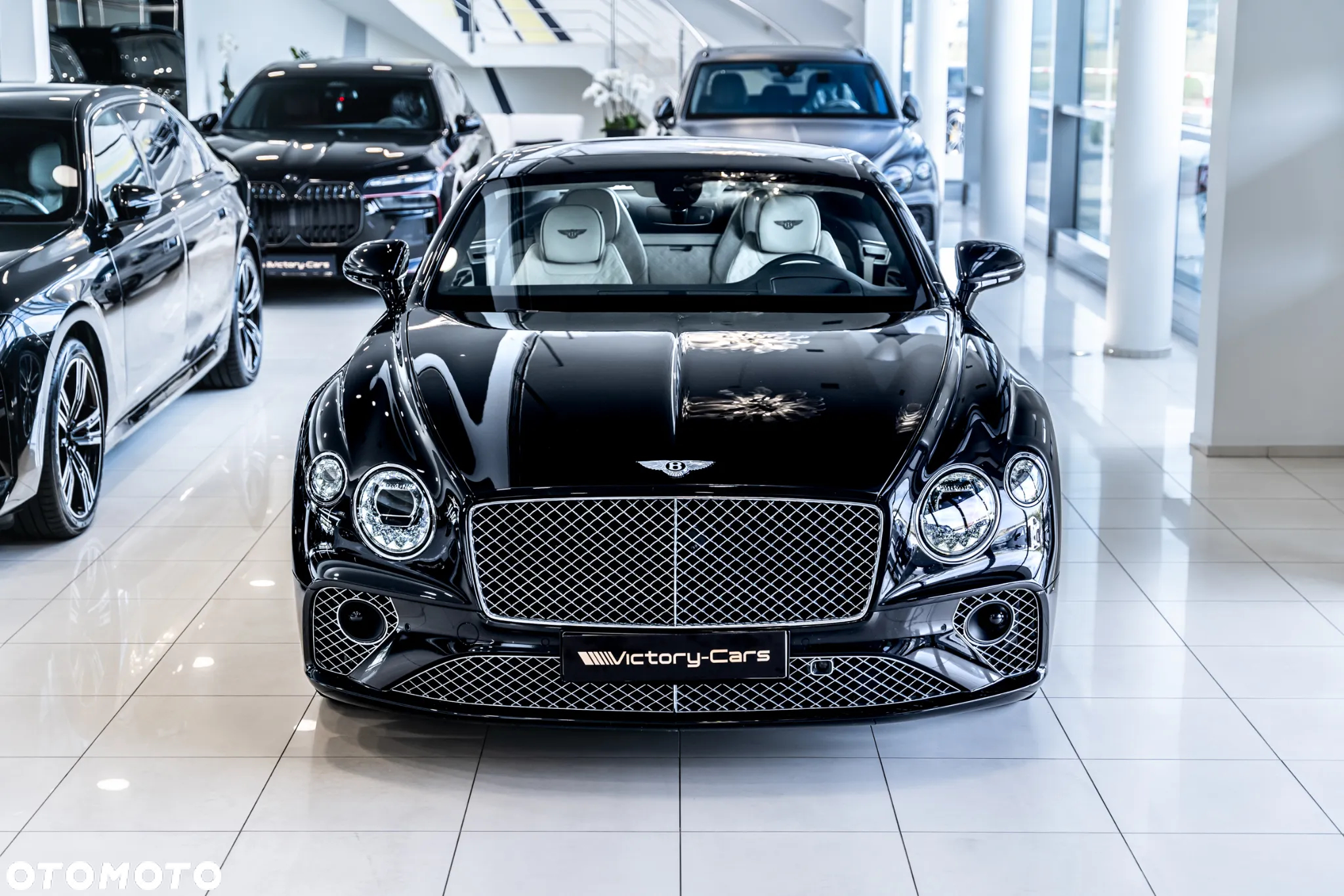 Bentley Continental GT New V8 - 12