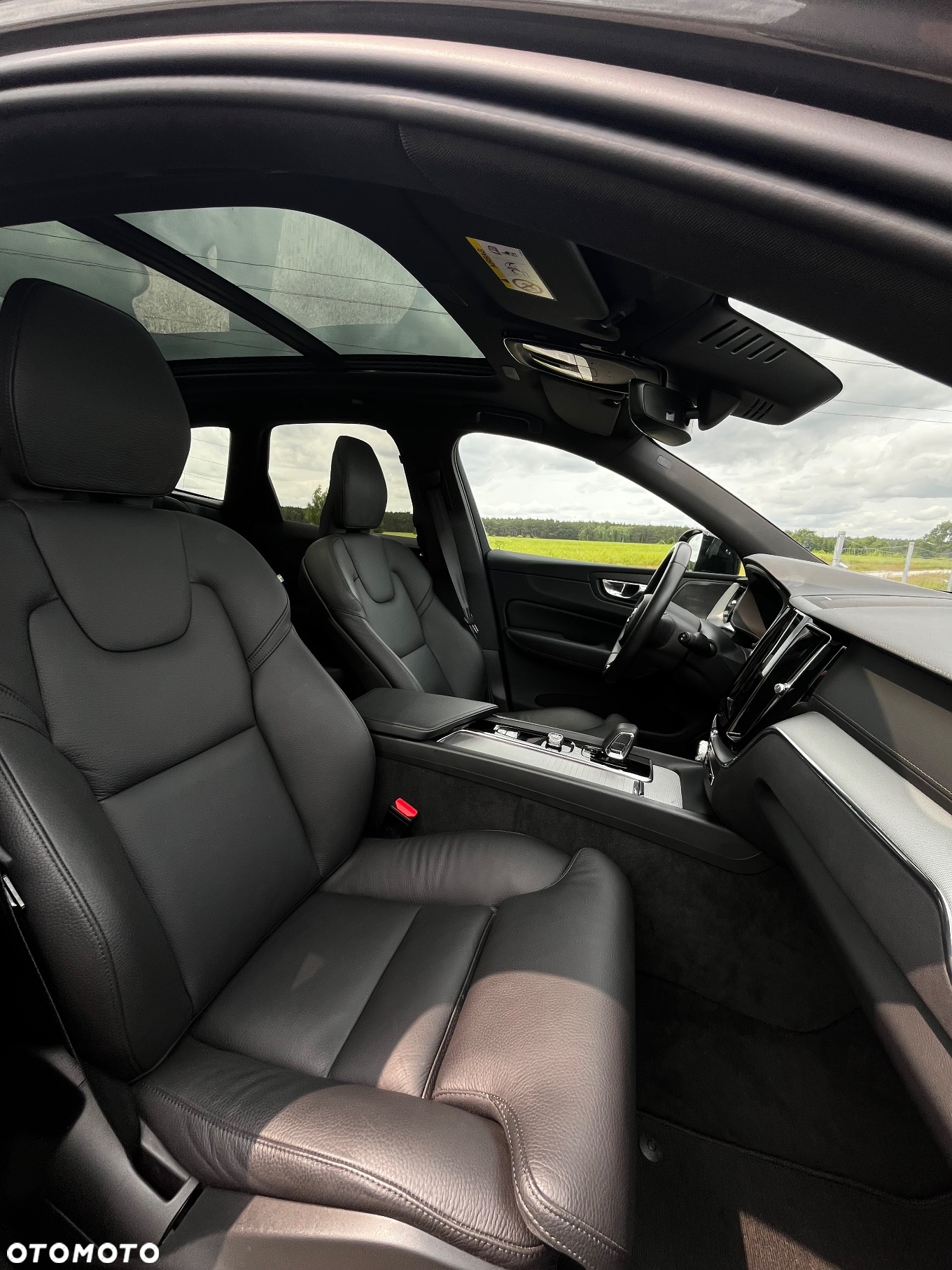 Volvo XC 60 B4 D Plus Dark - 7