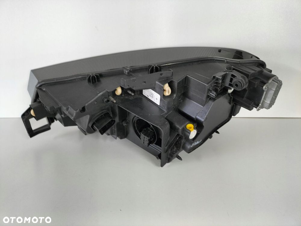 lampa przednia prawa vw id4 20- iq light - 7