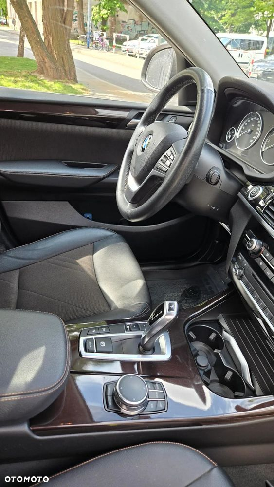 BMW X4 xDrive20i xLine - 12