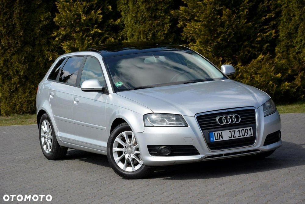 Audi A3 Sportback 1.8 TFSI Attraction S tronic - 2