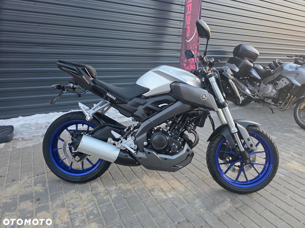 Yamaha MT - 5