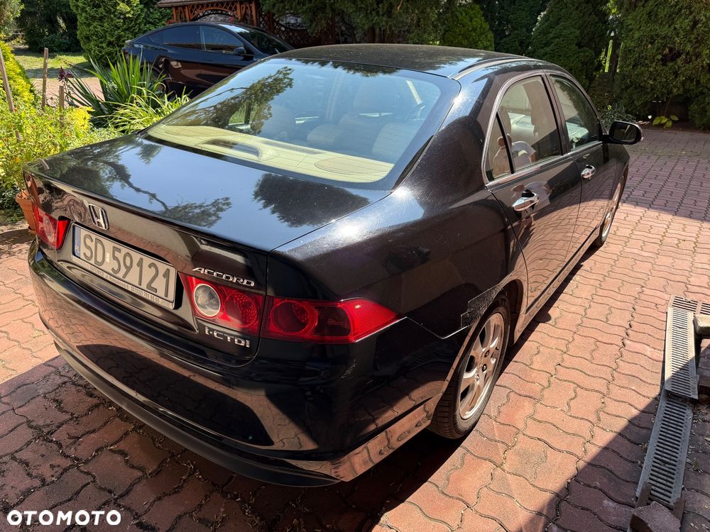 Honda Accord 2.2i-CTDi Executive - 3
