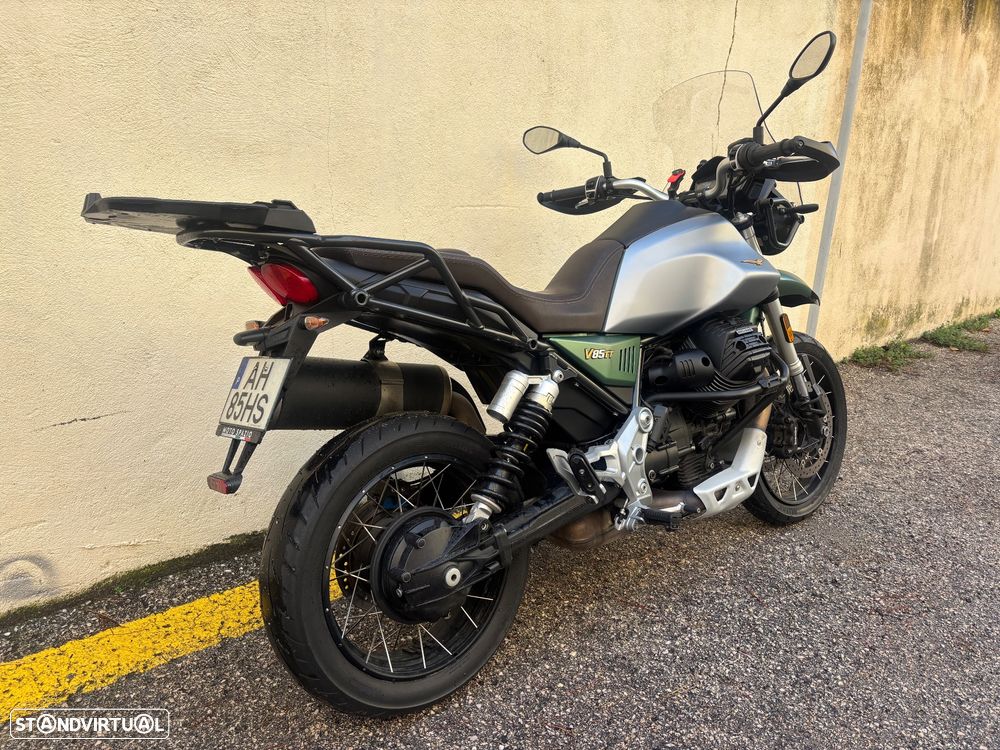 Moto Guzzi V85 TT Centenário - 3