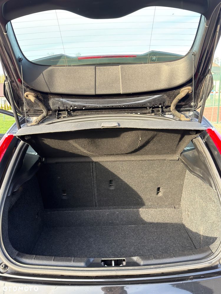 Volvo V40 D2 RDesign - 18