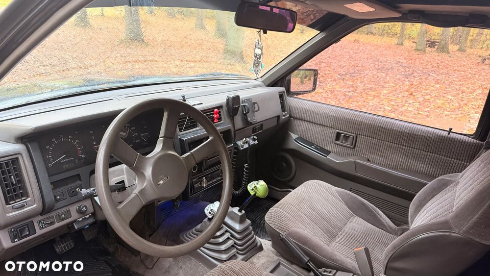 Nissan Terrano 3.0 V6 - 10