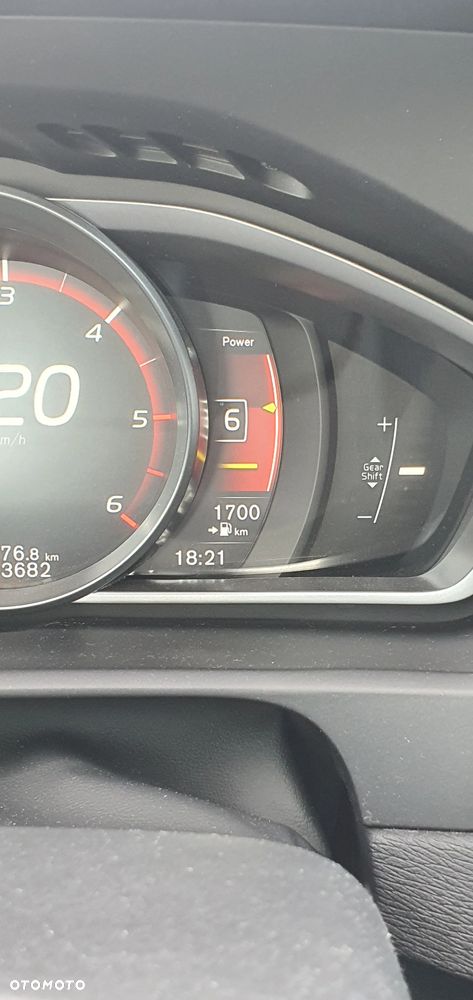 Volvo V40 D2 Momentum - 15