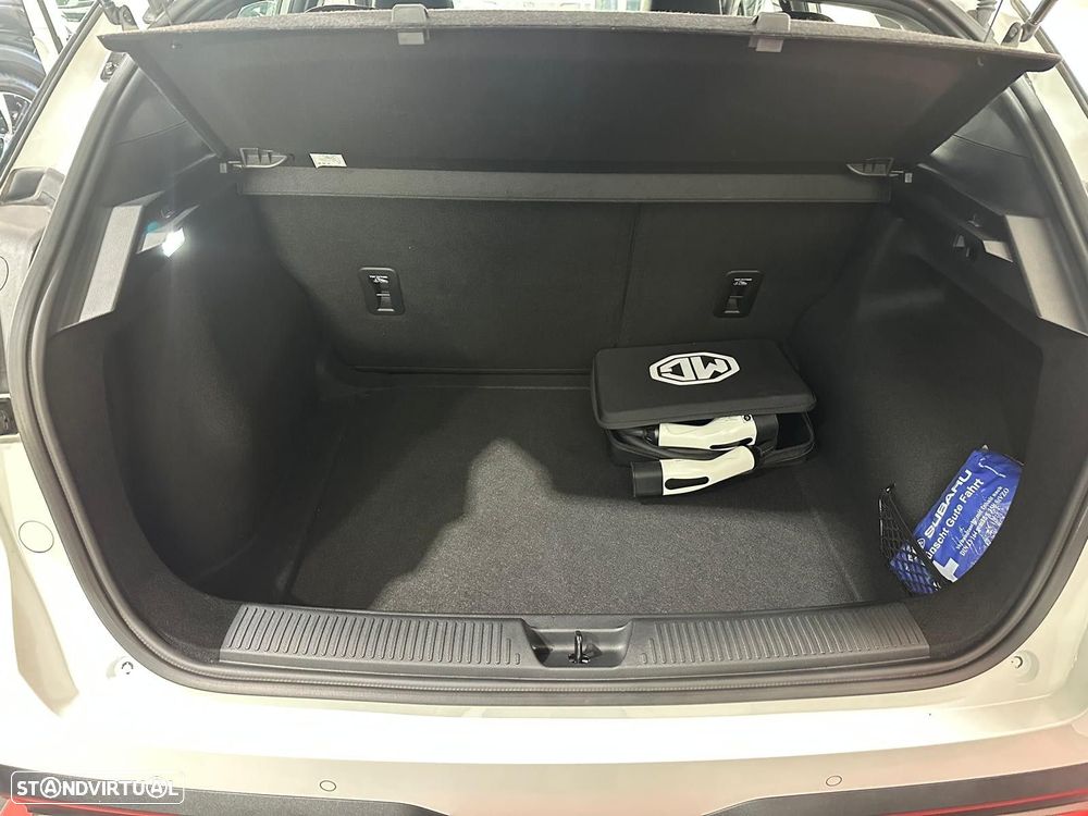 MG MG4 51 kWh Standard - 41