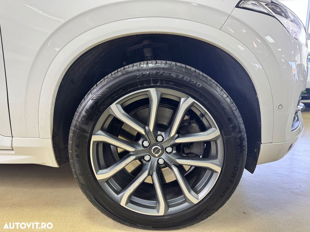 Volvo XC 90 T8 AWD Twin Engine Geartronic Momentum - 10