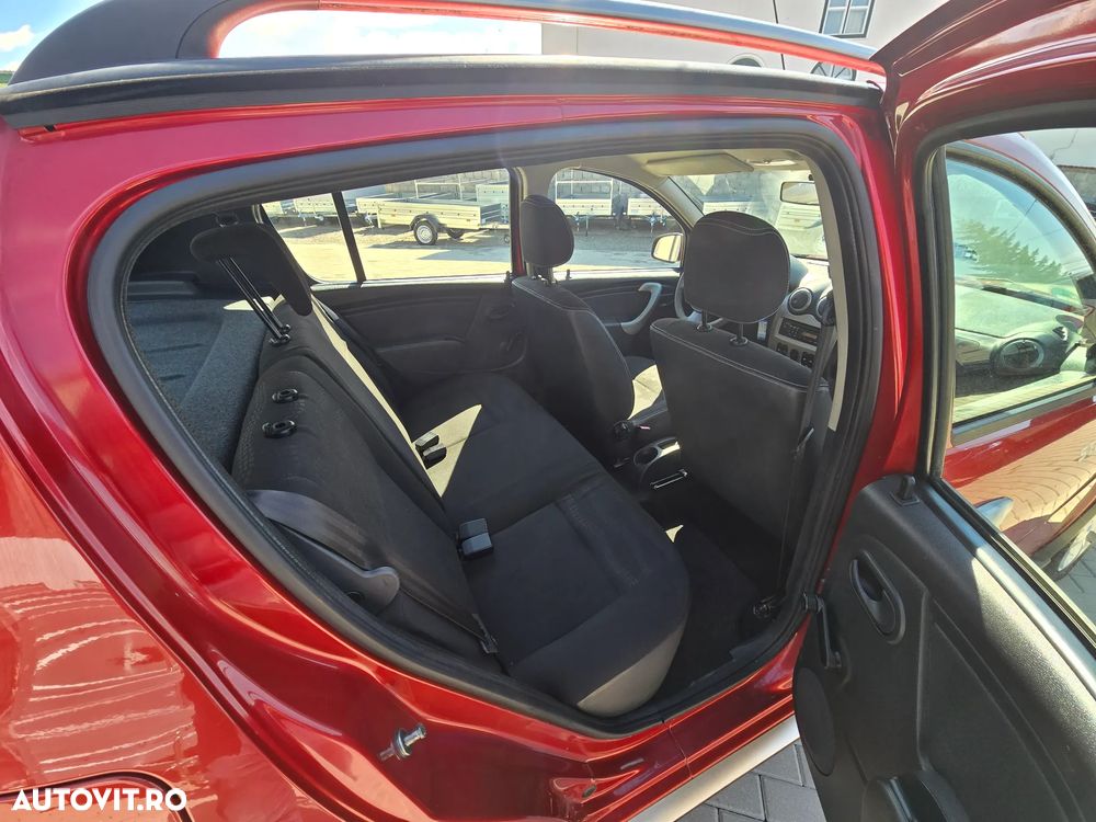 Dacia Sandero 1.6 MPI Stepway - 11