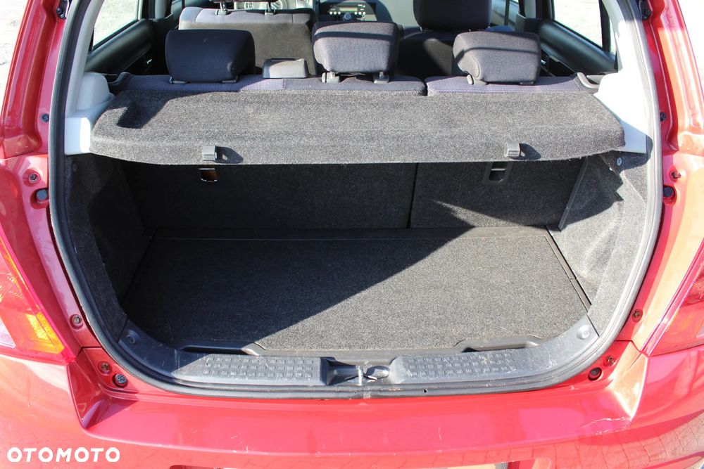 Suzuki Swift 1.3 Comfort - 12