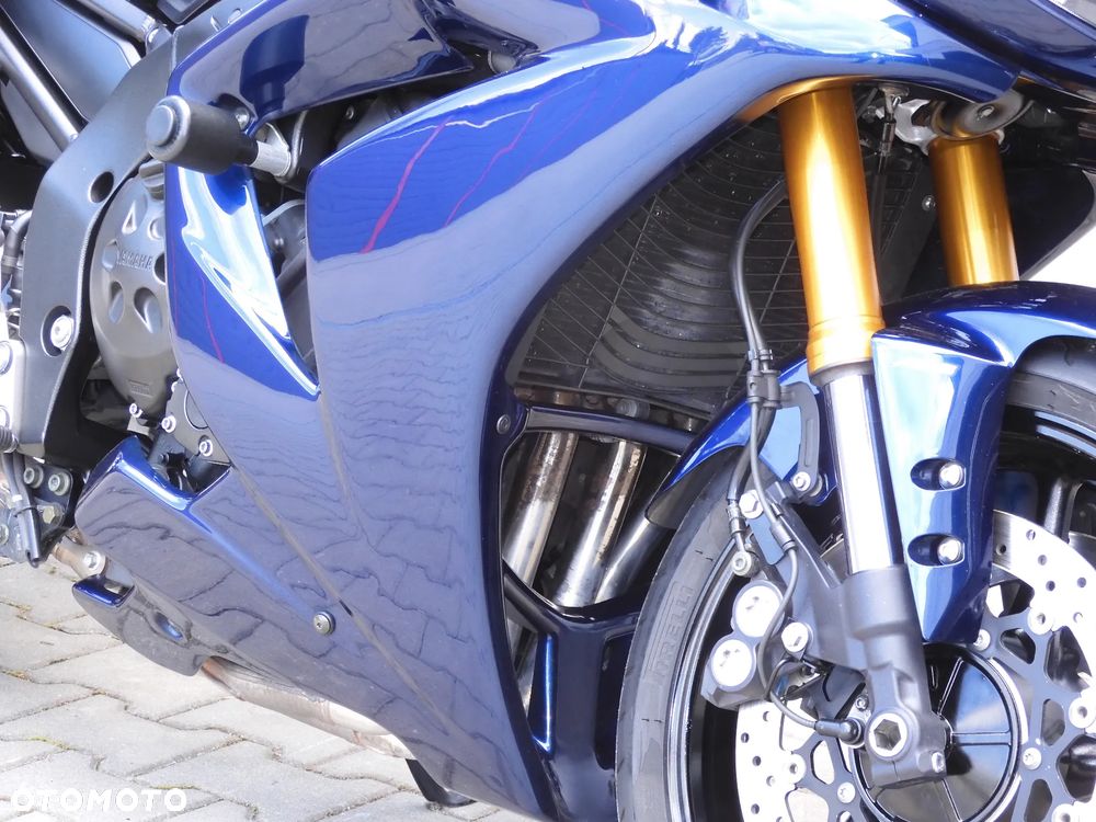 Yamaha FZ - 19
