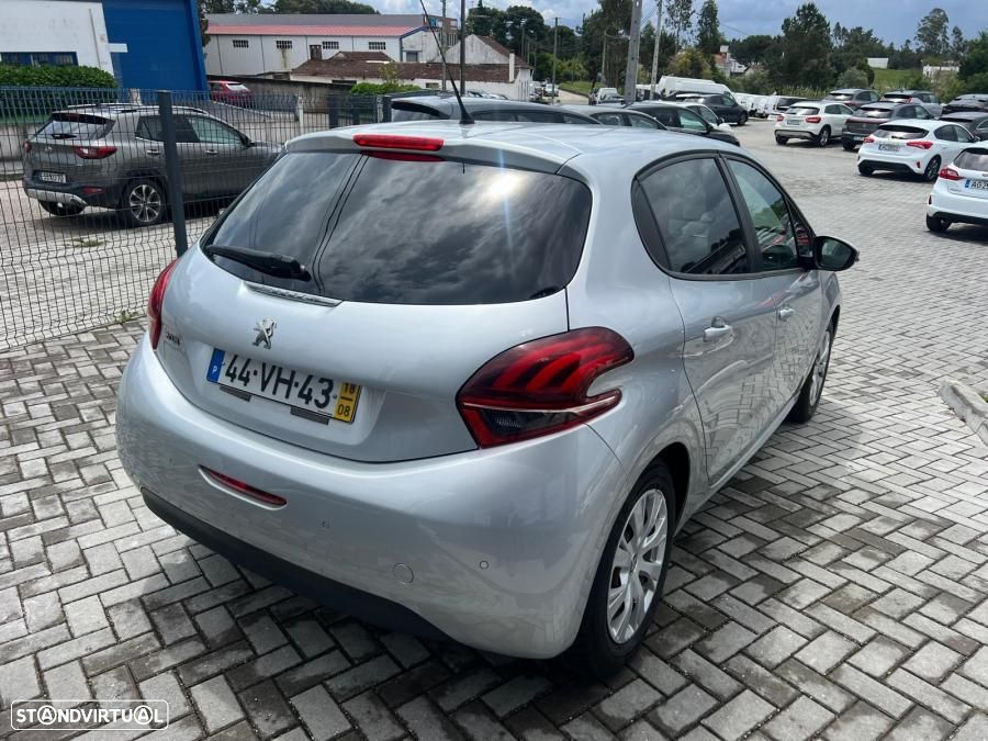 Peugeot 208 1.6 BlueHDi Style - 2