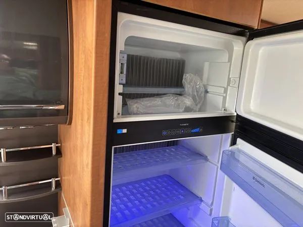 Carthago C-Compactline Cama transversal e cama basculante - 11