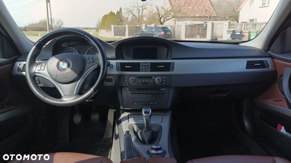 BMW Seria 3 320d - 3