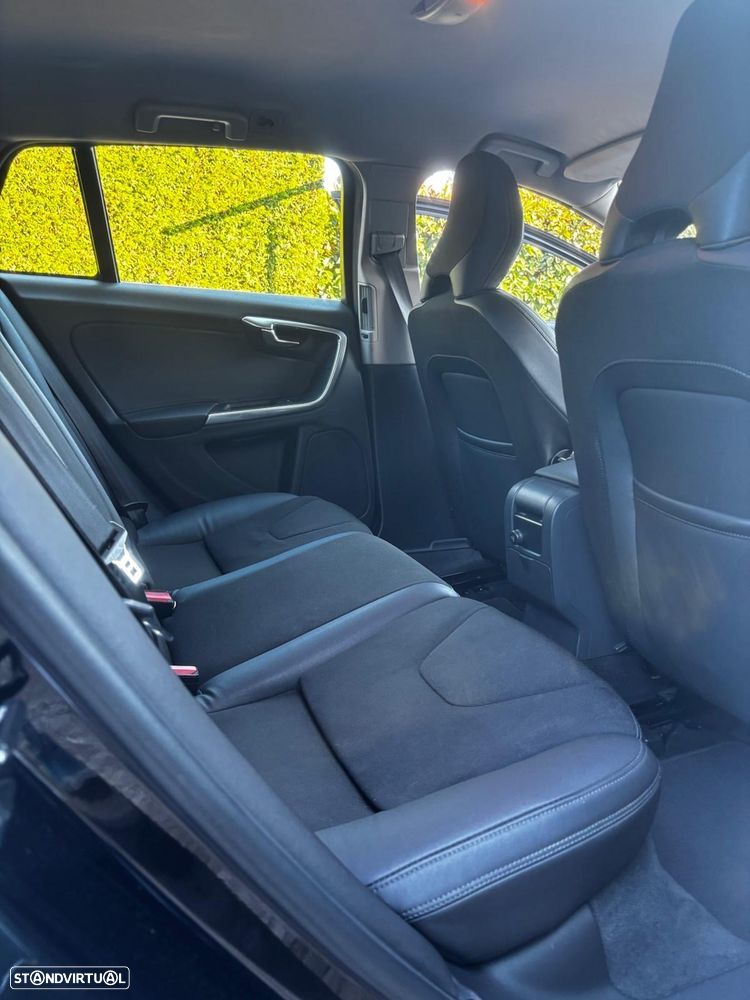 Volvo V60 1.6 D2 Drive Kinetic Start/Stop - 11