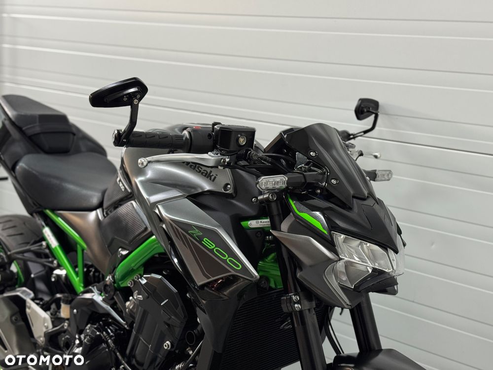 Kawasaki Z - 8