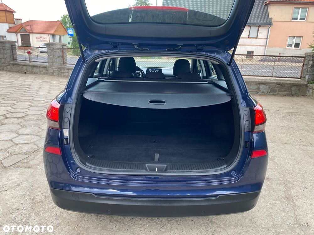 Hyundai i30 1.0 T-GDI Intro Edition - 11