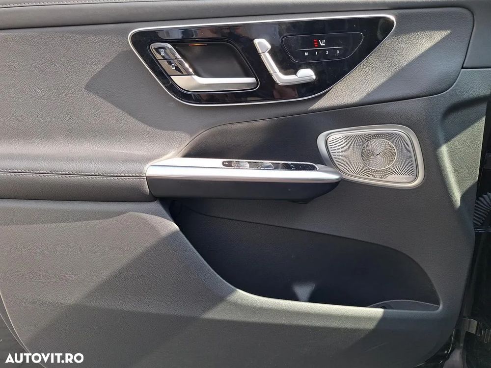 Mercedes-Benz GLC 300 e 4MATIC - 17