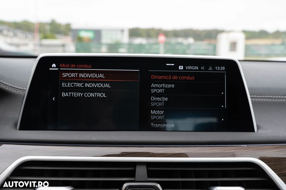 BMW Seria 7 745Le - 30